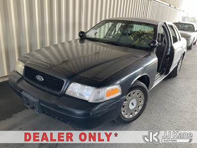 2003 Ford Crown Victoria Police Interceptor 4-Door Sedan