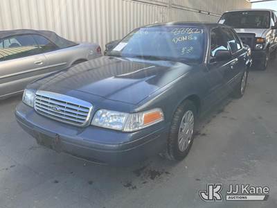 2008 Ford Crown Victoria Police Interceptor 4-Door Sedan