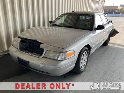 2008 Ford Crown Victoria Police Interceptor 4-Door Sedan