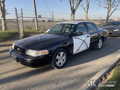 2010 Ford Crown Victoria Police Interceptor 4-Door Sedan
