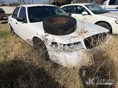2007 Ford Crown Victoria Police Interceptor 4-Door Sedan