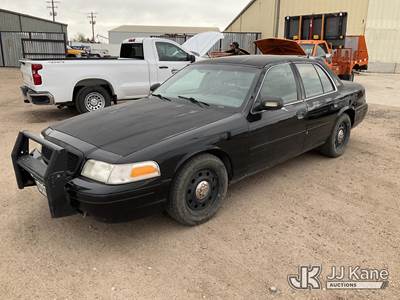 2007 Ford Crown Victoria Police Interceptor 4-Door Sedan