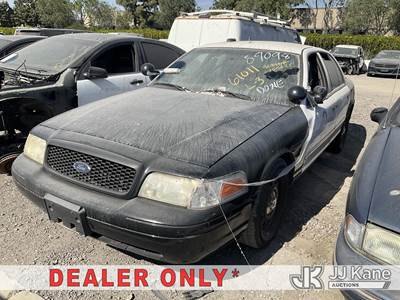 2008 Ford Crown Victoria Police Interceptor 4-Door Sedan