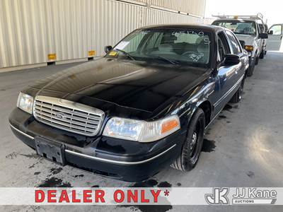 2000 Ford Crown Victoria Police Interceptor 4-Door Sedan