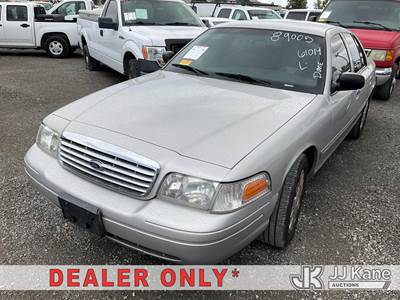 2008 Ford Crown Victoria Police Interceptor 4-Door Sedan