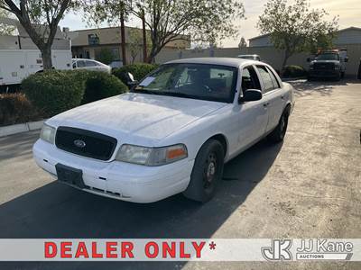 2007 Ford Crown Victoria Police Interceptor 4-Door Sedan