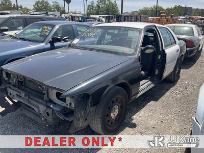 2007 Ford Crown Victoria Police Interceptor 4-Door Sedan