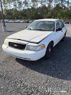 2010 Ford Crown Victoria Police Interceptor 4-Door Sedan