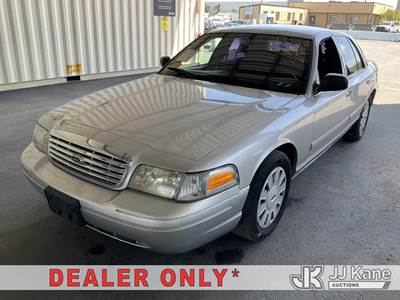 2010 Ford Crown Victoria Police Interceptor 4-Door Sedan