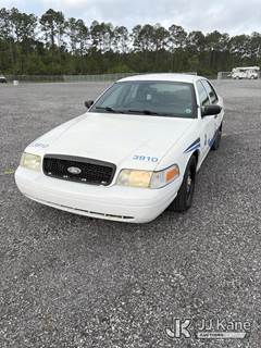 2006 Ford Crown Victoria Police Interceptor 4-Door Sedan