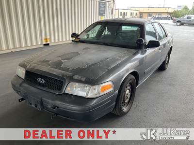 2011 Ford Crown Victoria Police Interceptor 4-Door Sedan