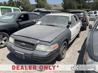 2010 Ford Crown Victoria Police Interceptor 4-Door Sedan