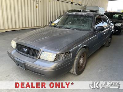 2008 Ford Crown Victoria Police Interceptor 4-Door Sedan