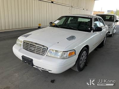 2010 Ford Crown Victoria Police Interceptor 4-Door Sedan