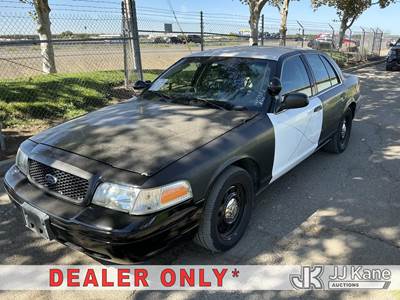 2011 Ford Crown Victoria Police Interceptor 4-Door Sedan