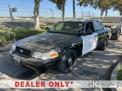 2011 Ford Crown Victoria Police Interceptor 4-Door Sedan