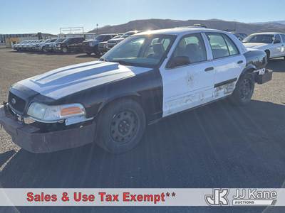 2006 Ford Crown Victoria Police Interceptor 4-Door Sedan