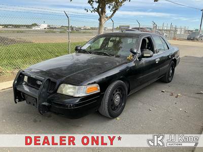 2011 Ford Crown Victoria Police Interceptor 4-Door Sedan