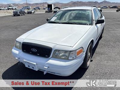2008 Ford Crown Victoria Police Interceptor 4-Door Sedan