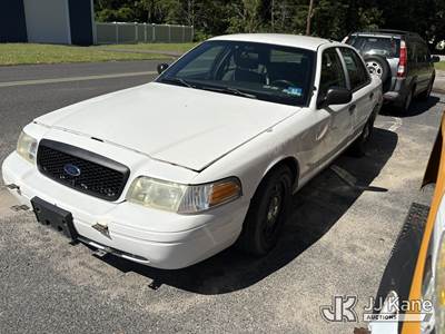 2011 Ford Crown Victoria Police Interceptor 4-Door Sedan