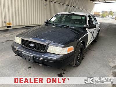 2011 Ford Crown Victoria Police Interceptor 4-Door Sedan