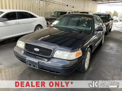 2010 Ford Crown Victoria Police Interceptor 4-Door Sedan