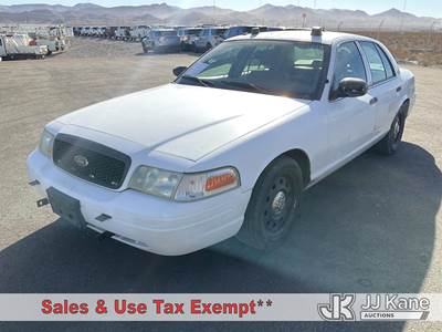 2006 Ford Crown Victoria Police Interceptor 4-Door Sedan