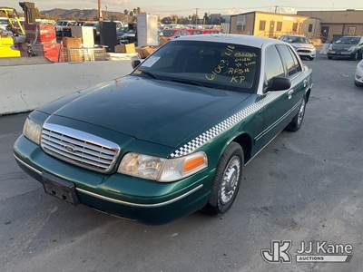 2000 Ford Crown Victoria Police Interceptor 4-Door Sedan