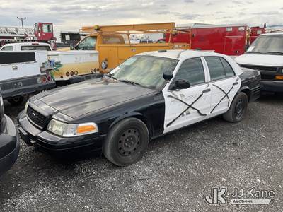 2006 Ford Crown Victoria Police Interceptor 4-Door Sedan