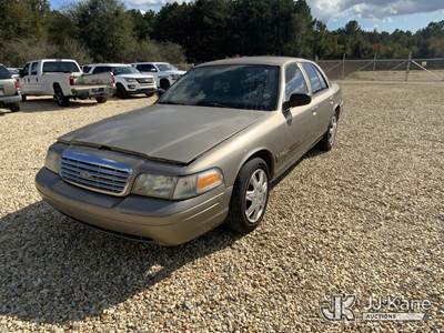 2008 Ford Crown Victoria Police Interceptor 4-Door Sedan