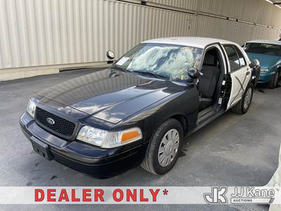 2007 Ford Crown Victoria Police Interceptor 4-Door Sedan