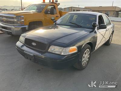 2008 Ford Crown Victoria Police Interceptor 4-Door Sedan