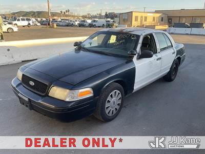 2007 Ford Crown Victoria Police Interceptor 4-Door Sedan