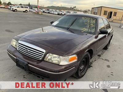 1998 Ford Crown Victoria Police Interceptor 4-Door Sedan