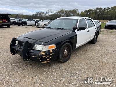 2011 Ford Crown Victoria Police Interceptor 4-Door Sedan