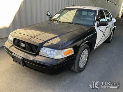 2007 Ford Crown Victoria Police Interceptor 4-Door Sedan