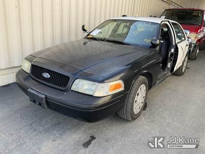2007 Ford Crown Victoria Police Interceptor 4-Door Sedan
