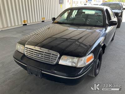 1999 Ford Crown Victoria Police Interceptor Police Interceptor 4-Door Sedan