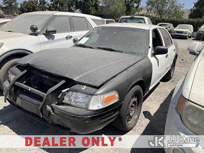 2006 Ford Crown Victoria Police Interceptor 4-Door Sedan