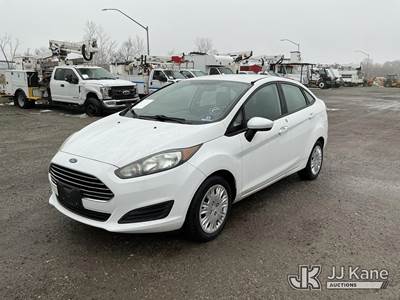 2015 Ford Fiesta 4-Door Sedan