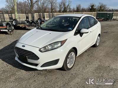 2014 Ford Fiesta 4-Door Sedan