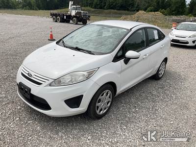 2013 Ford Fiesta 4-Door Sedan