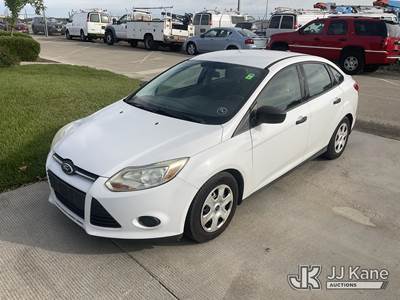 2014 Ford Focus S Sedan 4-Door Sedan