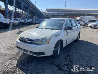 2011 Ford Focus 4-Door Sedan