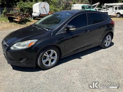 2014 Ford Focus SE 4-Door Hatch Back