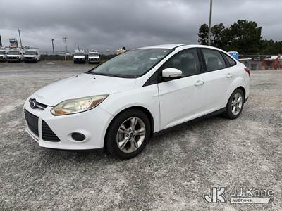 2014 Ford Focus SE Sedan 4-Door Sedan