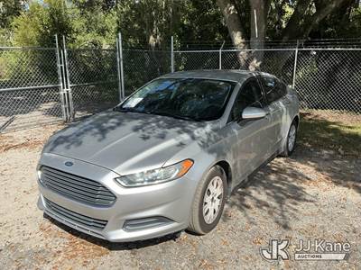 2013 Ford Fusion S 4-Door Sedan