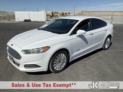 2014 Ford Fusion Hybrid SE sedan