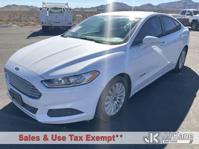 2015 Ford Fusion Hybrid 4-Door Sedan