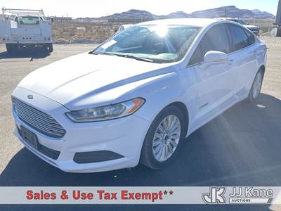 2015 Ford Fusion Hybrid 4-Door Sedan